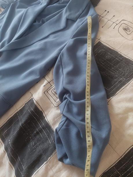 Biznis kostým, reserved,s