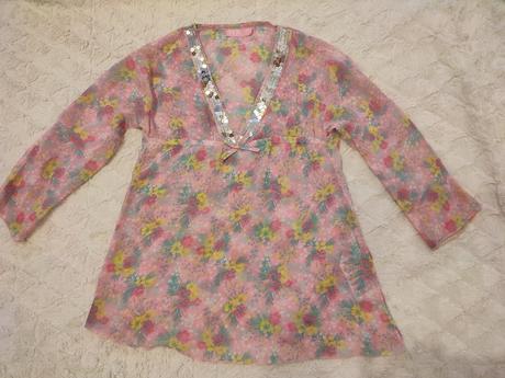 Blúzka ,top stav,bez visačky, kik,128