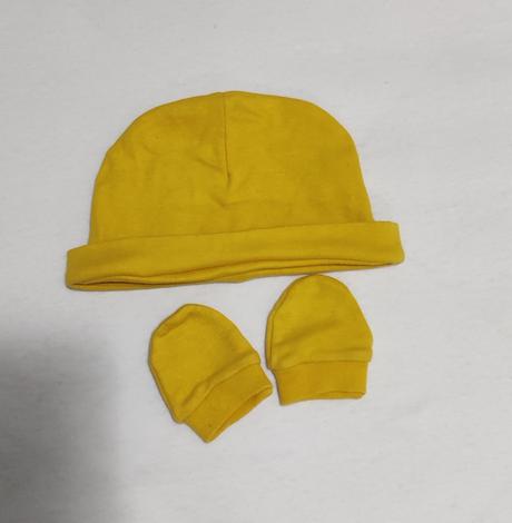 Set ciapocka + rukavicky, 68
