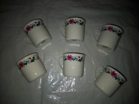 Šálky, hrnčeky, shaker, 