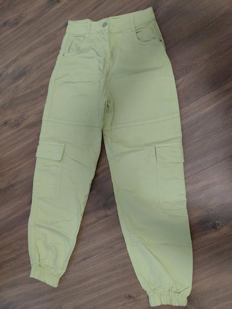 Krasne kapsace bershka, bershka,34