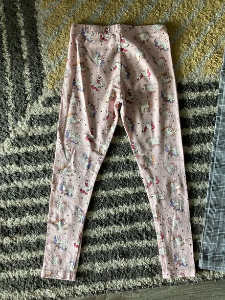 Legíny káro a jednorožec, 128