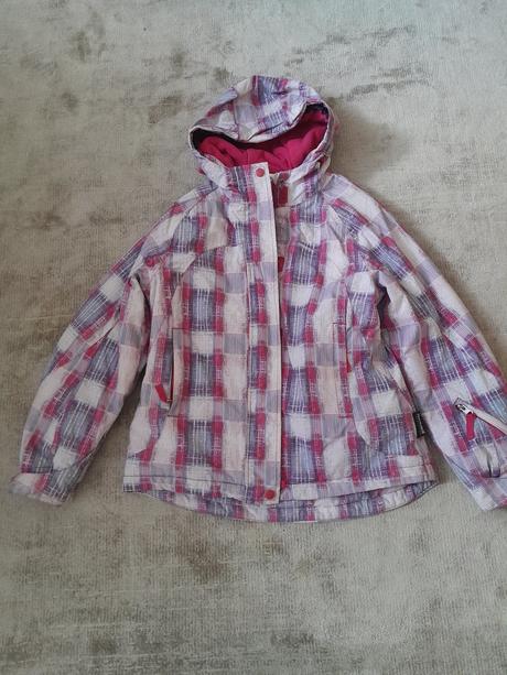 Predám lyžiarsku bundu, 152