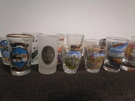 Zbierka 30 ks štamperlikov z celého sveta,