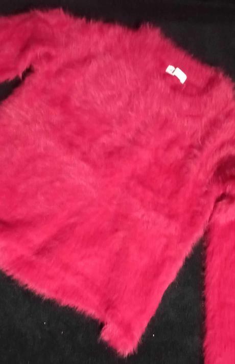 Chlpatý pulóvrik 146/152, h&m,146