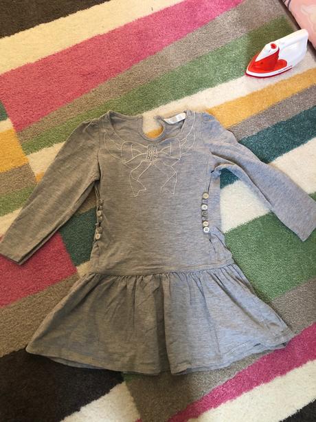 Rozkošne saty 3-4 r, 110