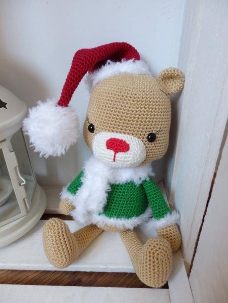 Hackovany vianocny macko, 