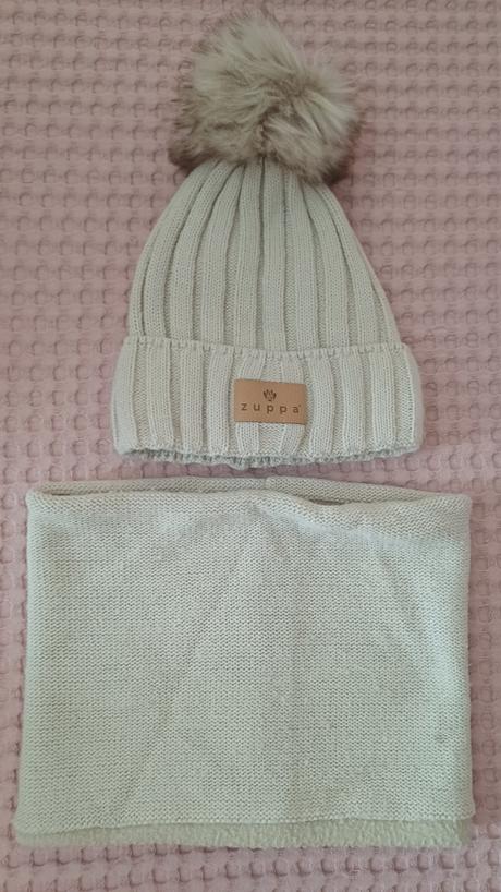 Čiapka a nákrčník zuppa,