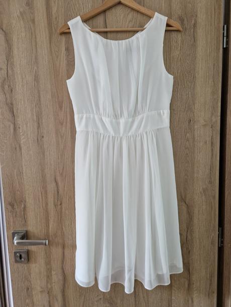Biele šaty šifónové so saténovou podšívkou swing, 36