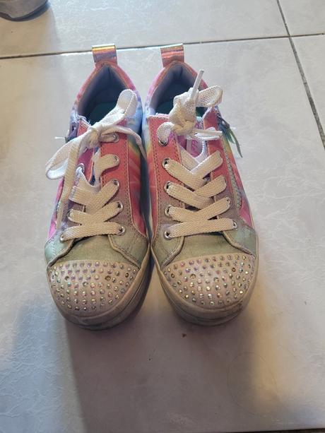 Skecher tenisky blikajuce, skechers,35