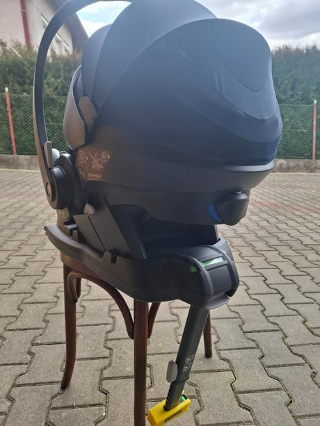 Autosedacka zn.joolz, 