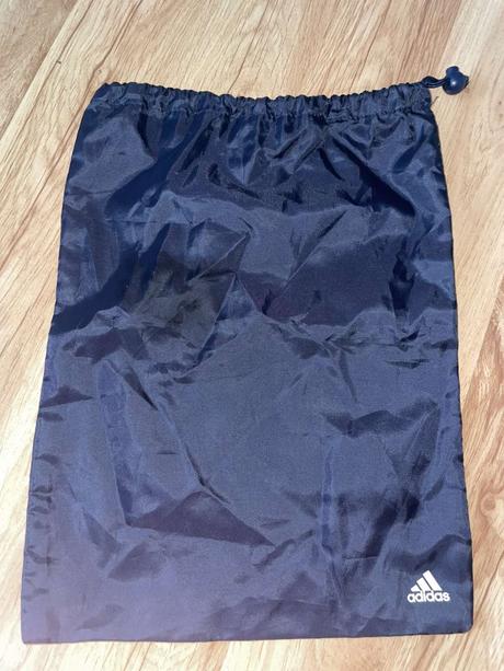 Adidas vrecúško na prezuvky, tv, 