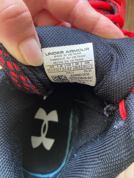 Tenisky underarmour, under armour,42