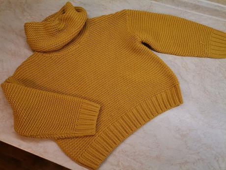 Sveter, reserved,128