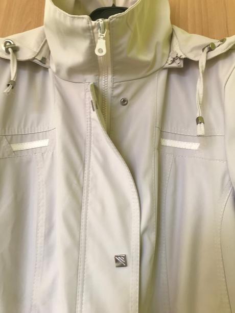 Svetlo-béžový tenký kabátik, veľ. 42, 42