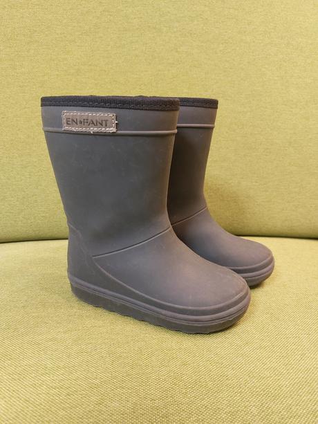 Gumáky enfant, en fant,23