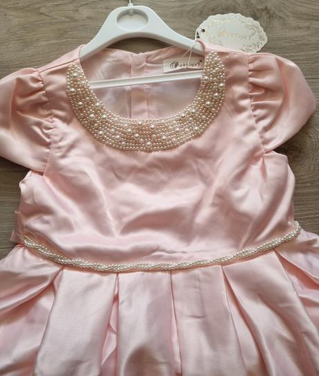 Krásne dievčenské šaty 120/122, 122