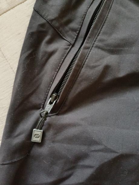 Parádne lyžiarske/turistické nohavice č.s/m, s