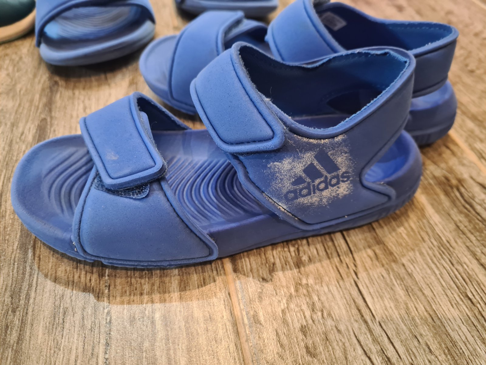 Sandale adidas, adidas,27 - 10 € od predávajúcej skatie13 | Bazár - Modrý  koník