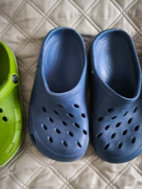 Crocsy v.33/34, výborný stav,cena 2e/pár, deichmann,34