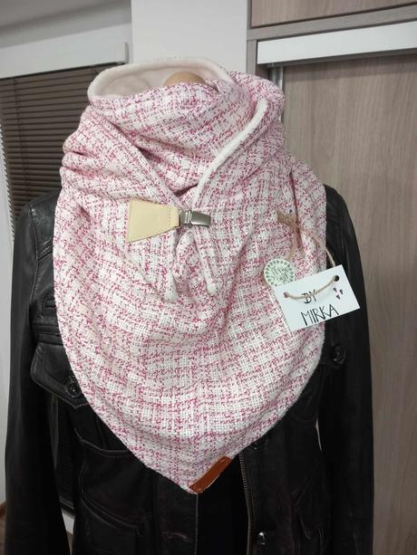 Ručne šitý šál, 