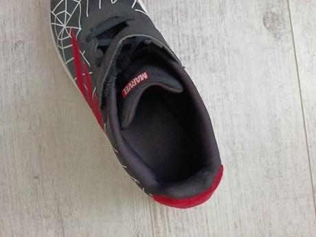 Tenisky na suchý zips, adidas,39