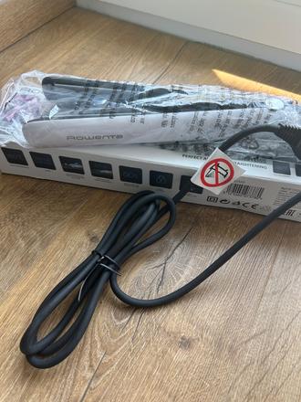 Rowenta zehlicka na vlasy,