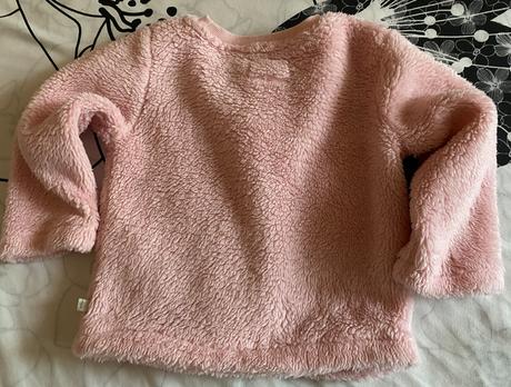 Teplá mäkká mikina s aplikáciou v. 86, f&f,86