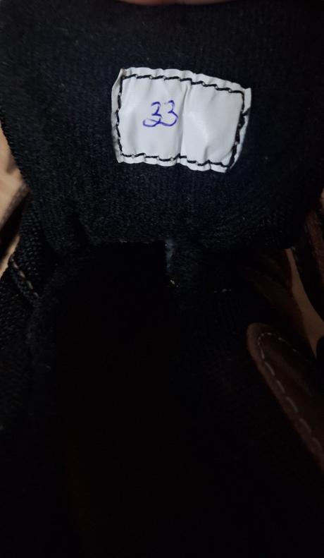 Nové kožené topanky, 33