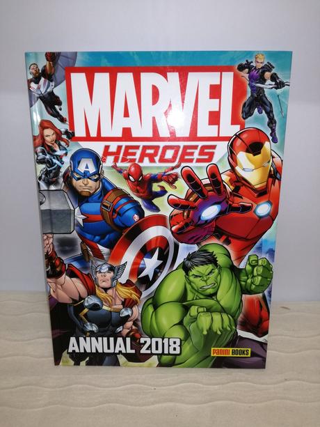 Nikelodeon paw patrol annual 2018,