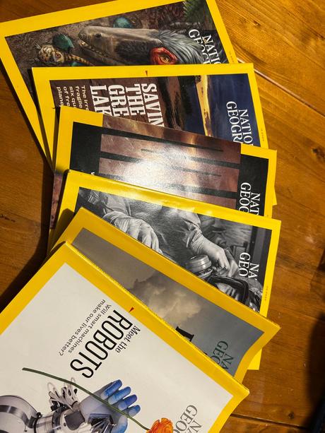 Zbierka kníh national geographic,