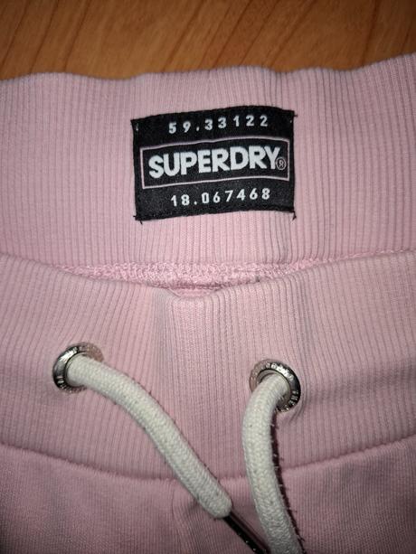 Dámske tepláky, superdry,40