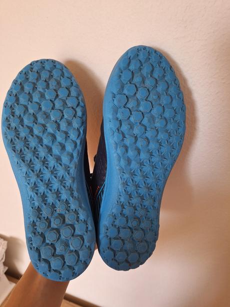 Tarfy, obuv na futbal, 36