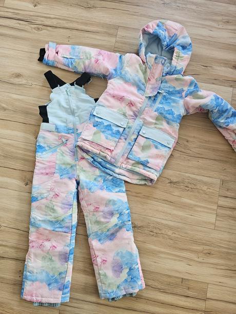 Reseeved lyžiarsky komplet top stav, reserved,128