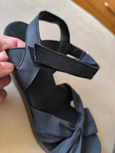 Kožené sandále, baťa,40