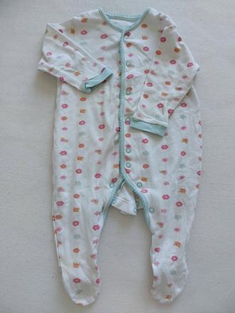 Pyzamko s kvietkami, marks & spencer,68