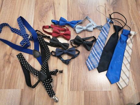 Kravaty, motiliky,