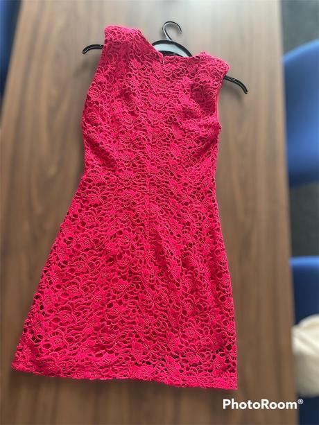 Cervene saty, mango,s