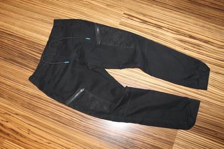 Slim fit nohavice cropp v. 30, 30