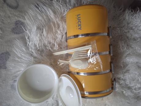 Obedár s príslušenstvom,