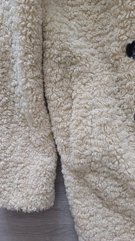 Stradivarius kabát krémovej farby teddy  s, stradivarius,s