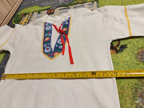 Folklórna košieľka, 116