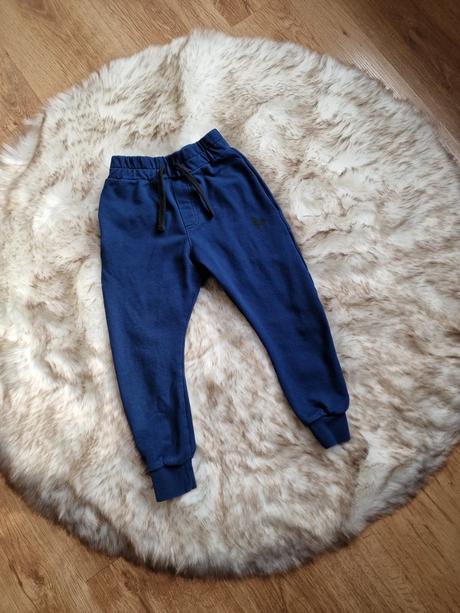 Mash mnie teplaky, booso,104