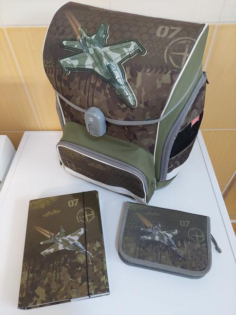 Aktovka pre 1. a 2. ročník,