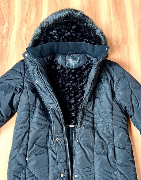 Čierna zimná vetrovka, 56