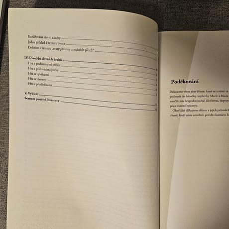 Knihy - manuály k montessori pedagogike, 