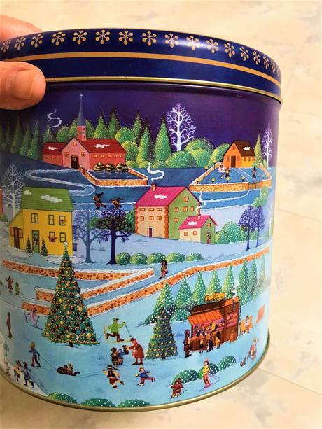 Veľká plechová vianočná dóza, 