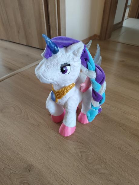 Interaktívny jednorožec,