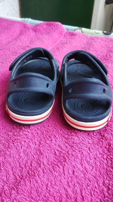 Sandále, crocs,24