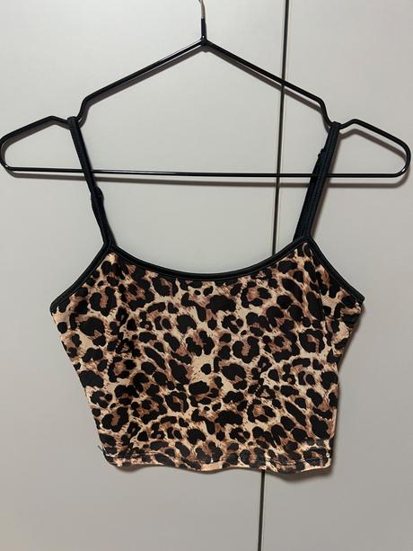 Top tigrovaný, bershka,xs